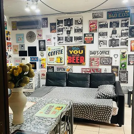 Elly House * Καζαλέκιο ντι Ρένο