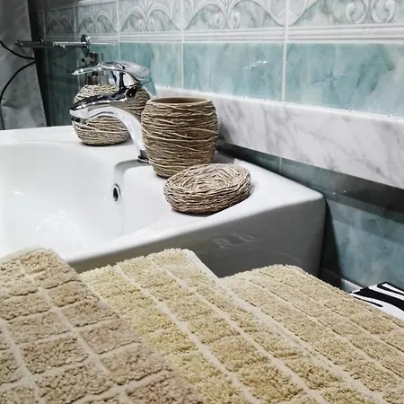 Elly House Apartment *